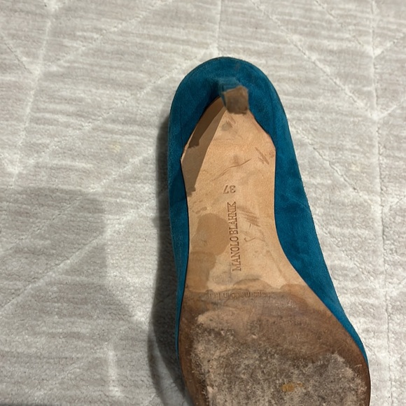 Manolo Blahnik Pumps - Picture 4 of 6